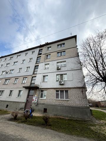 Соборна пл. (Червона), 21