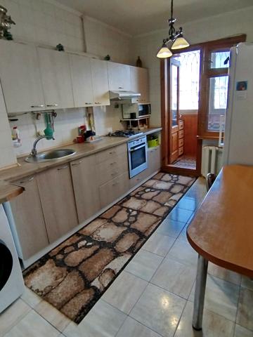 Сімї Глодан вул., 55