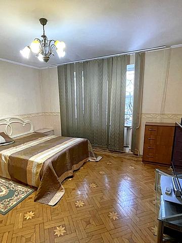 Івана Фунтового вул., 17-А