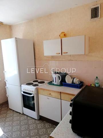 Драгоманова вул., 31