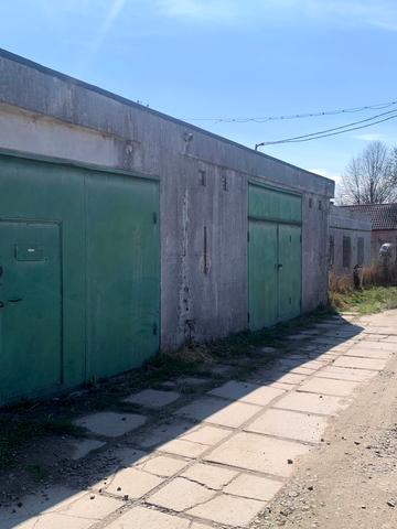 Польова вул., 9
