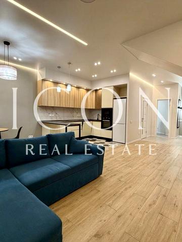 Садова вул., 136