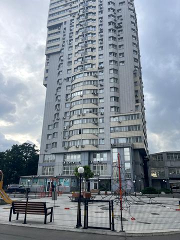 Вадима Гетьмана вул., 1-В