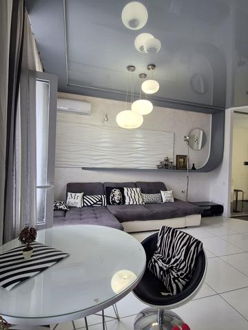 Довга вул., 33/4