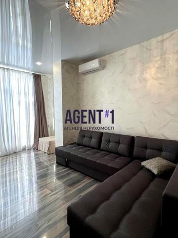 Михайла Величка вул., 3