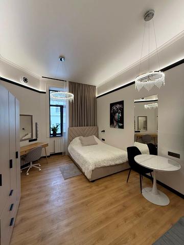 Стрийська вул., 20