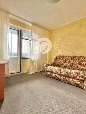 Володимира Висоцького бульв., 4