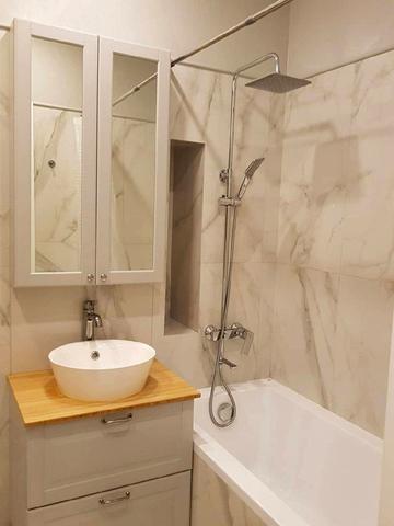 Лемківська вул., 12