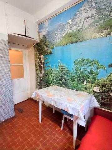 Академіка Заболотного вул., 25