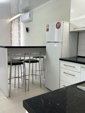 Білогірська вул., 18-Є