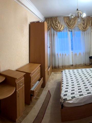 Лісовий просп., 33