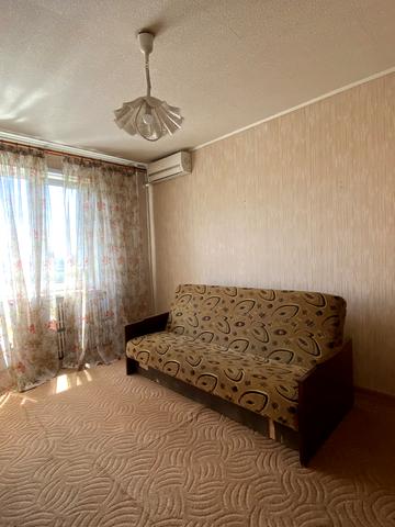 Терещенківська вул. (Червоного Козацтва), 12