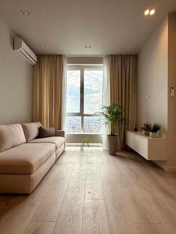 Бульварно-Кудрявська вул. (Воровського), 17-Б