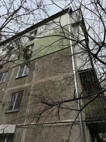 Тіниста вул., 11