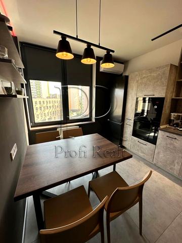 Берестейський просп. (Перемоги), 67