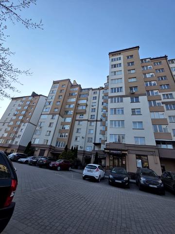 Юліана Целевича вул., (Будинок)