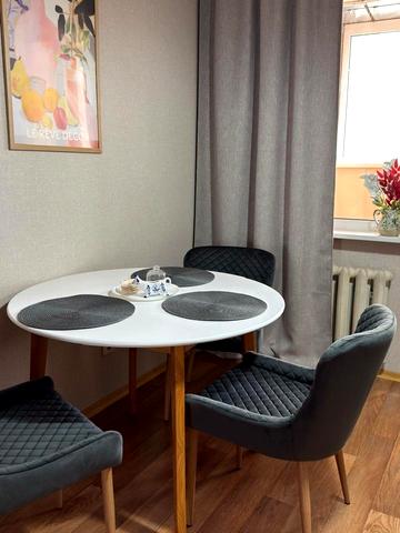 Григорія Ващенка вул., 1