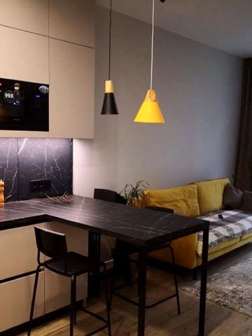 Кудрявська вул., 45