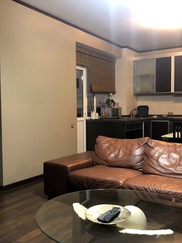 Миколи Бажана просп., 14