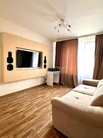 Валентинівська вул., 13а