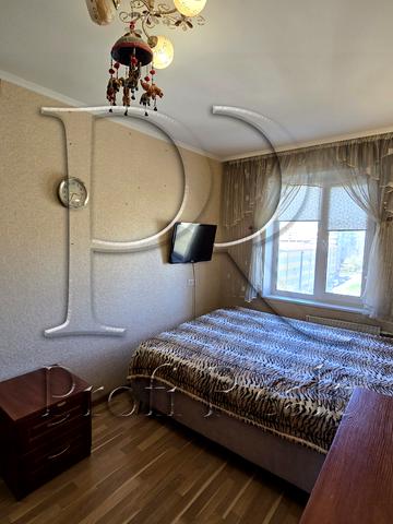 Йорданська вул. (Лайоша Гавро), 24