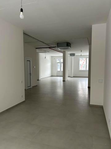 Угорська вул., 14к