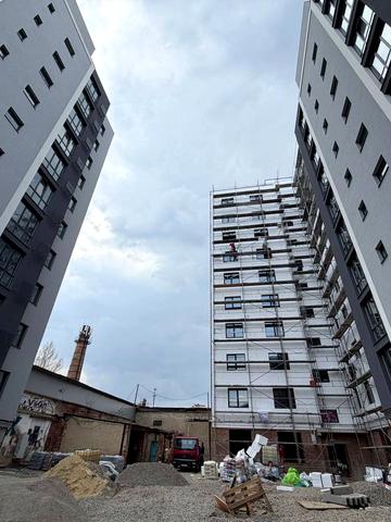 Гетьмана Петра Дорошенка вул., 28б