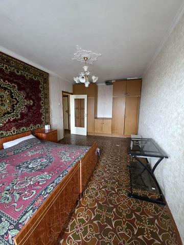 Євгена Чикаленка вул., 74/1