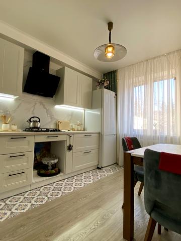 Данила Галицького вул. (40-річчя Перемоги)