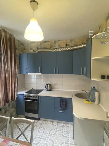 Вадима Гетьмана вул., 44