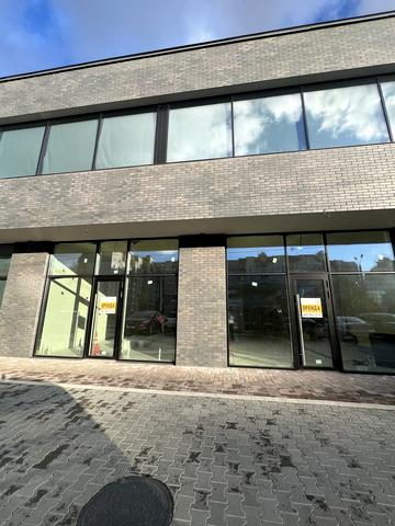 Володимира Івасюка вул., 19