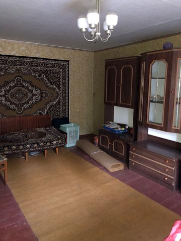 Квітнева вул., 1