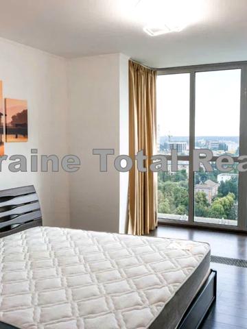 Юрія Пасхаліна вул. (Ілліча), 17