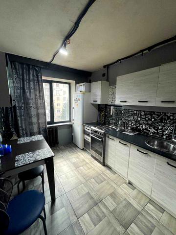 Великотирнівська вул., 34