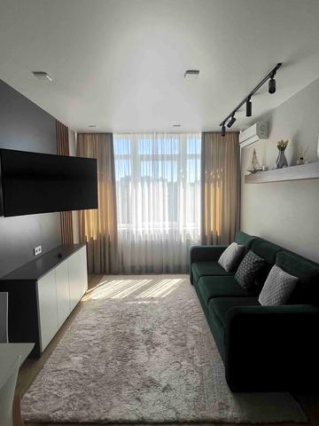 Перлинна вул., 1б