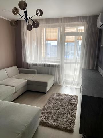 Богдана-Ігора Антонича вул., 5а