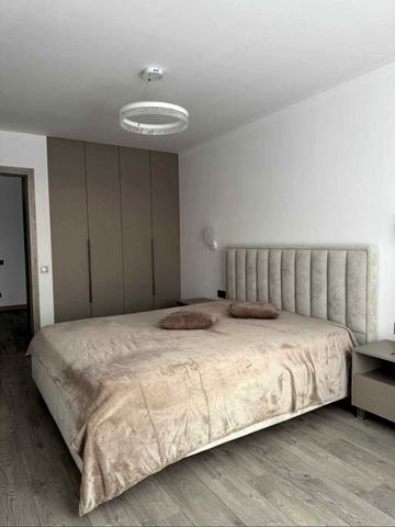 Жовківська вул., 2