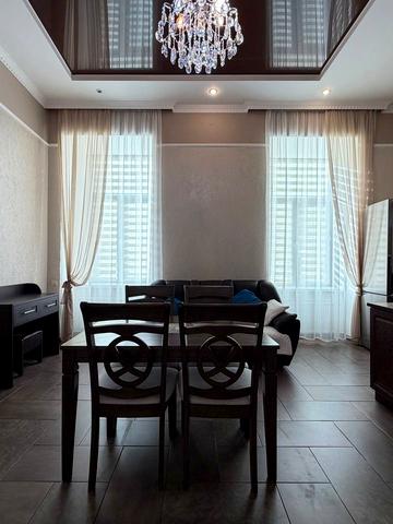 Валова вул., 23