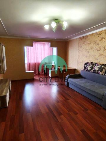 Молодіжна вул., 55