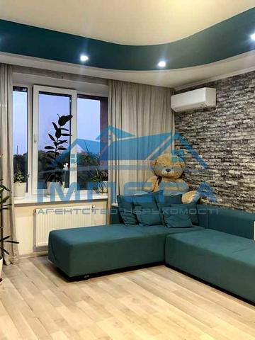 Олександра Бідного вул., 20