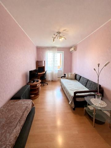 Озерна вул., 20