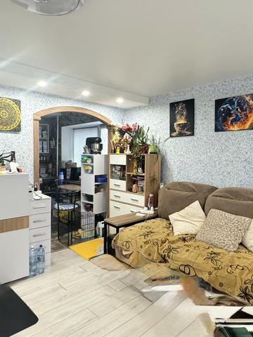 Русанівська набережна вул., 22