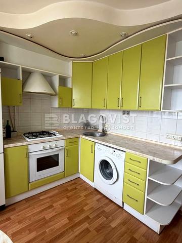 Березняківська вул., 30