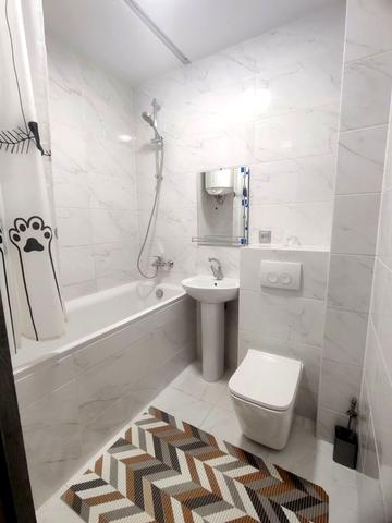 Новорічна вул., 79