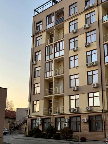 Довга вул., (Будинок 3)