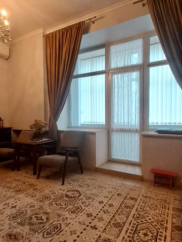 Антоновича вул. (Горького), 25