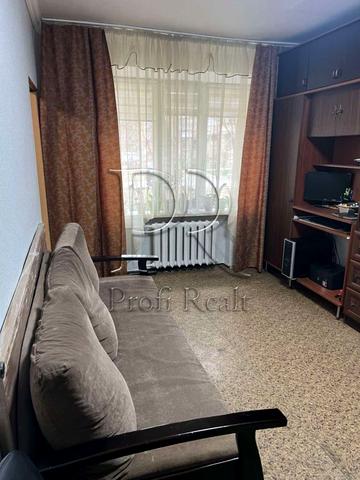 Олександра Лазаревського вул. (Мініна), 8