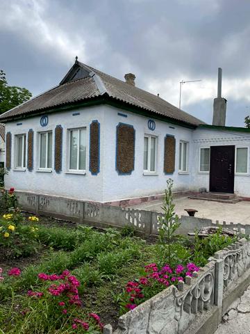 Першотравнева, 3