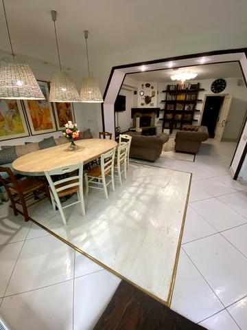 Прорізна вул.