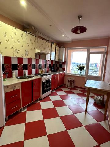 Української Перемоги вул., 27а